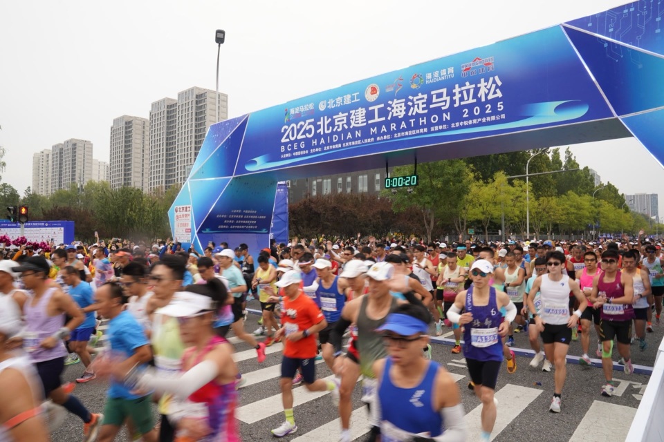 于奔跑中感, 苏家坨青春 于奔跑中感, 苏家坨青春