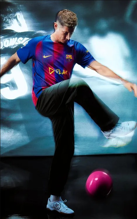 cn, Oqzay, 世界中